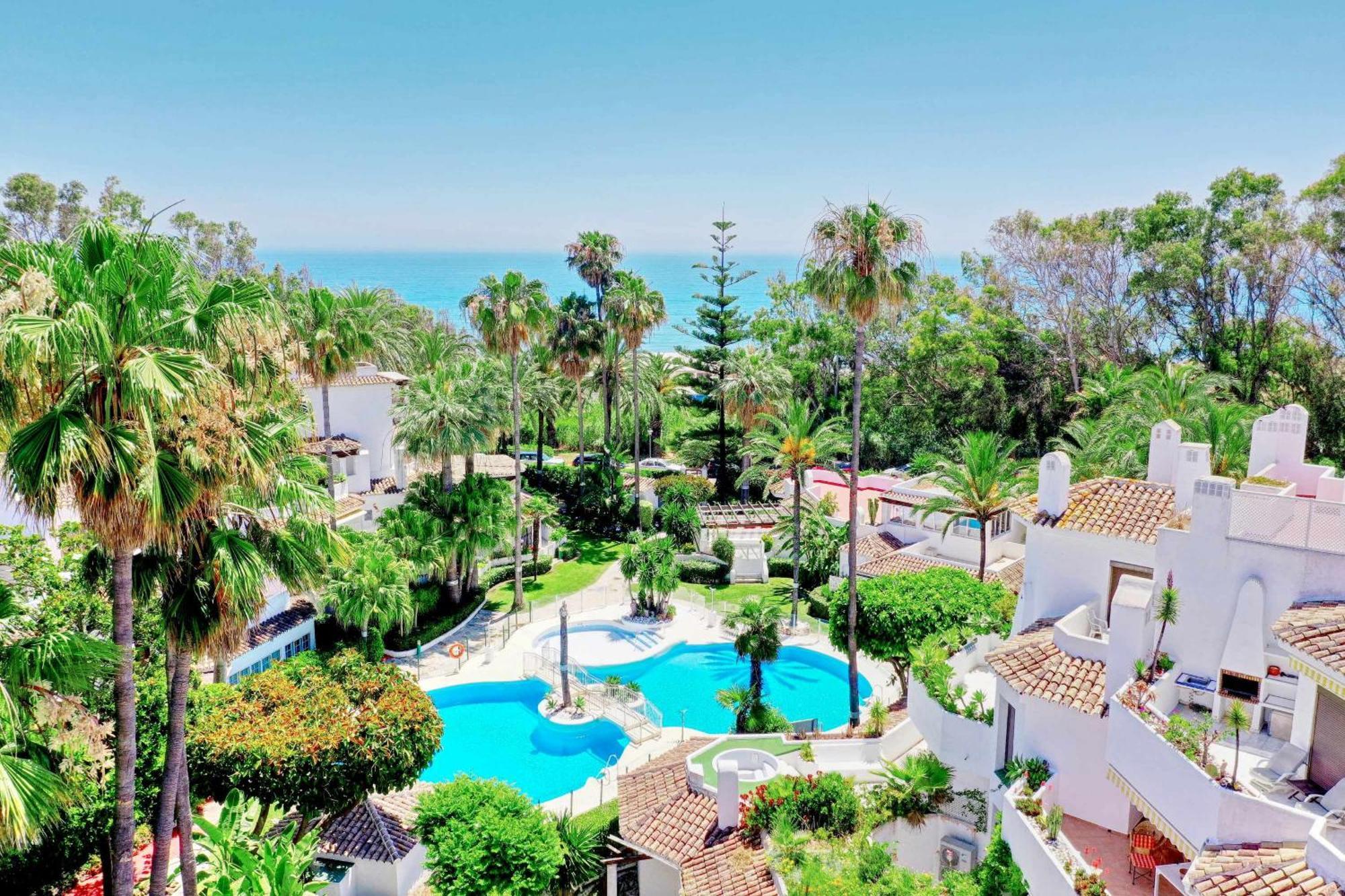 1104 First Line Beach Apartment Golden Beach Pool Marbella Exterior photo